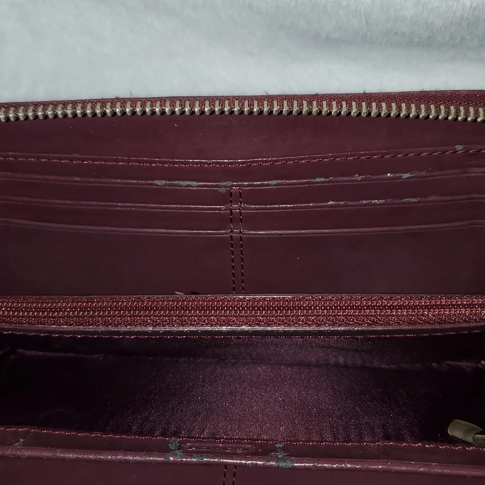 Coach Signature Campbell Buckle Accordion Zip Around Wallet